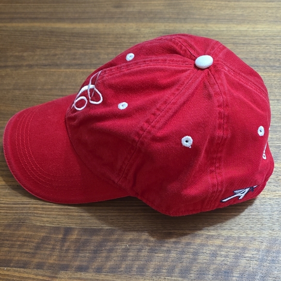 Red Embroidered Cap - Picture 4 of 5